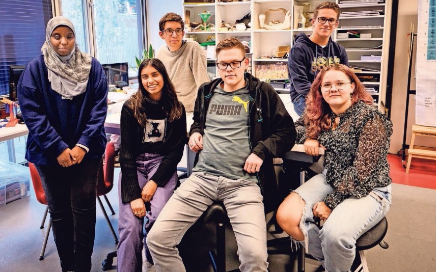 Diverse leerlingen van Onderwijs Rotterdam. Diverse leerlingen van Onderwijs Rotterdam.