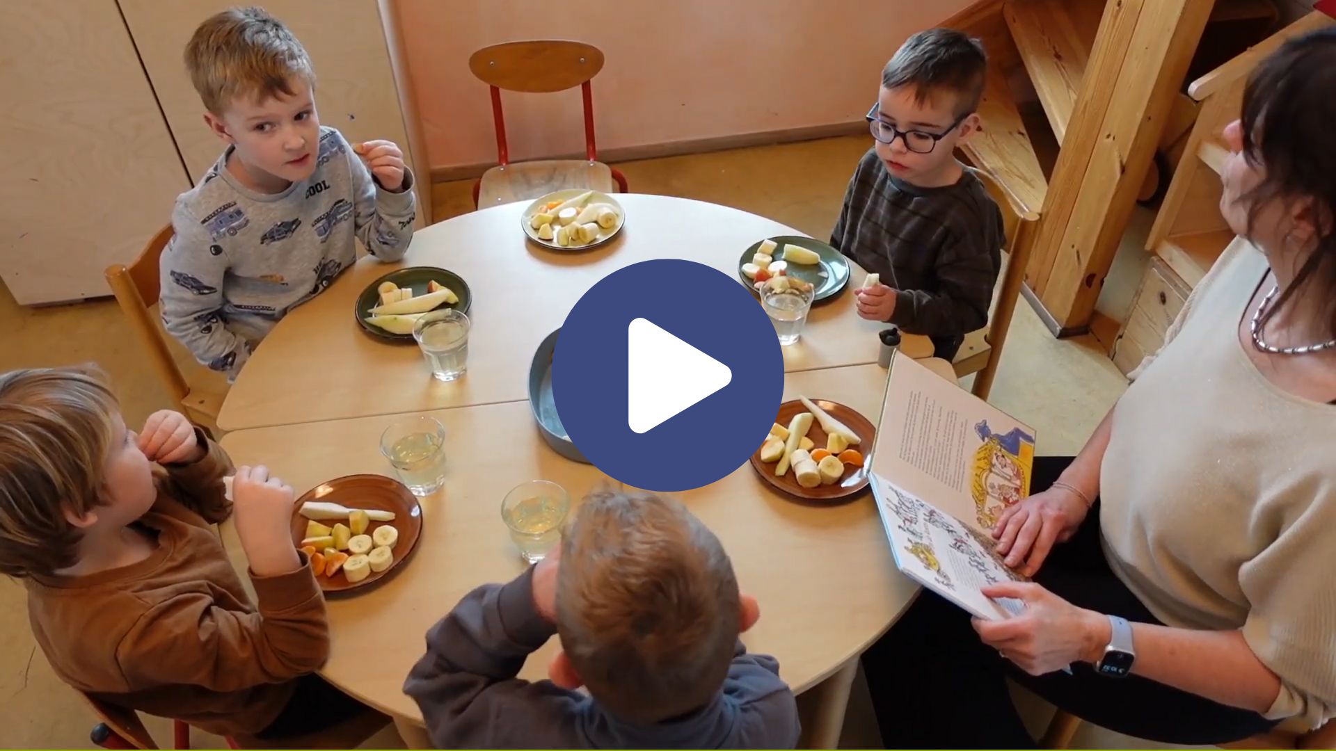 Visio-video-kleuter-revalidatie-kind-slechtziend-blind.jpg Visio-video-kleuter-revalidatie-kind-slechtziend-blind.jpg