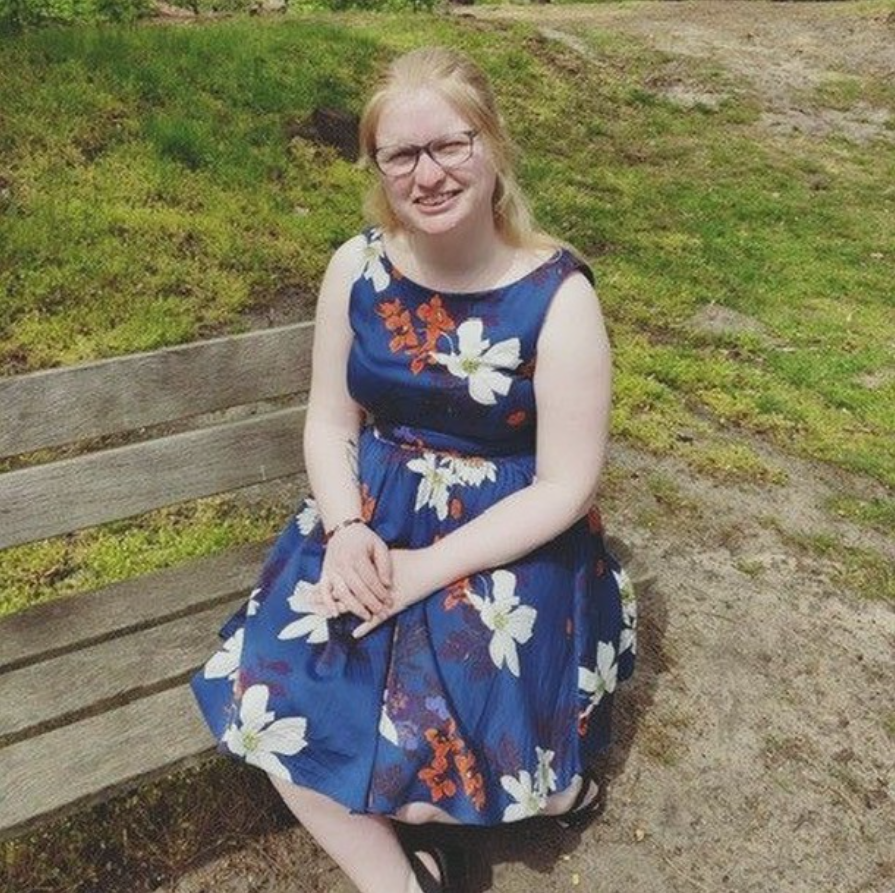 Demi (23 jaar), oud-revalidant bij Visio Het Loo Erf Demi (23 jaar), oud-revalidant bij Visio Het Loo Erf