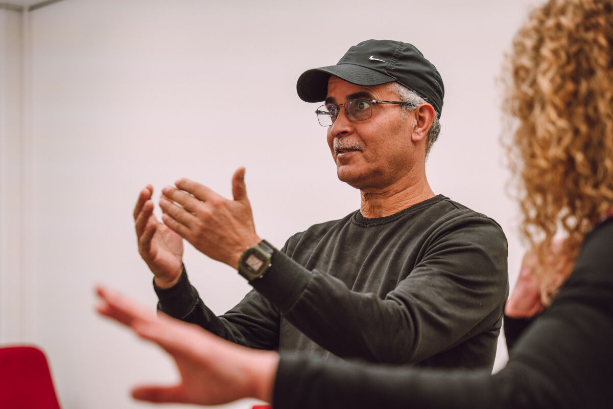 Man heeft een kijktraining Man heeft een kijktraining