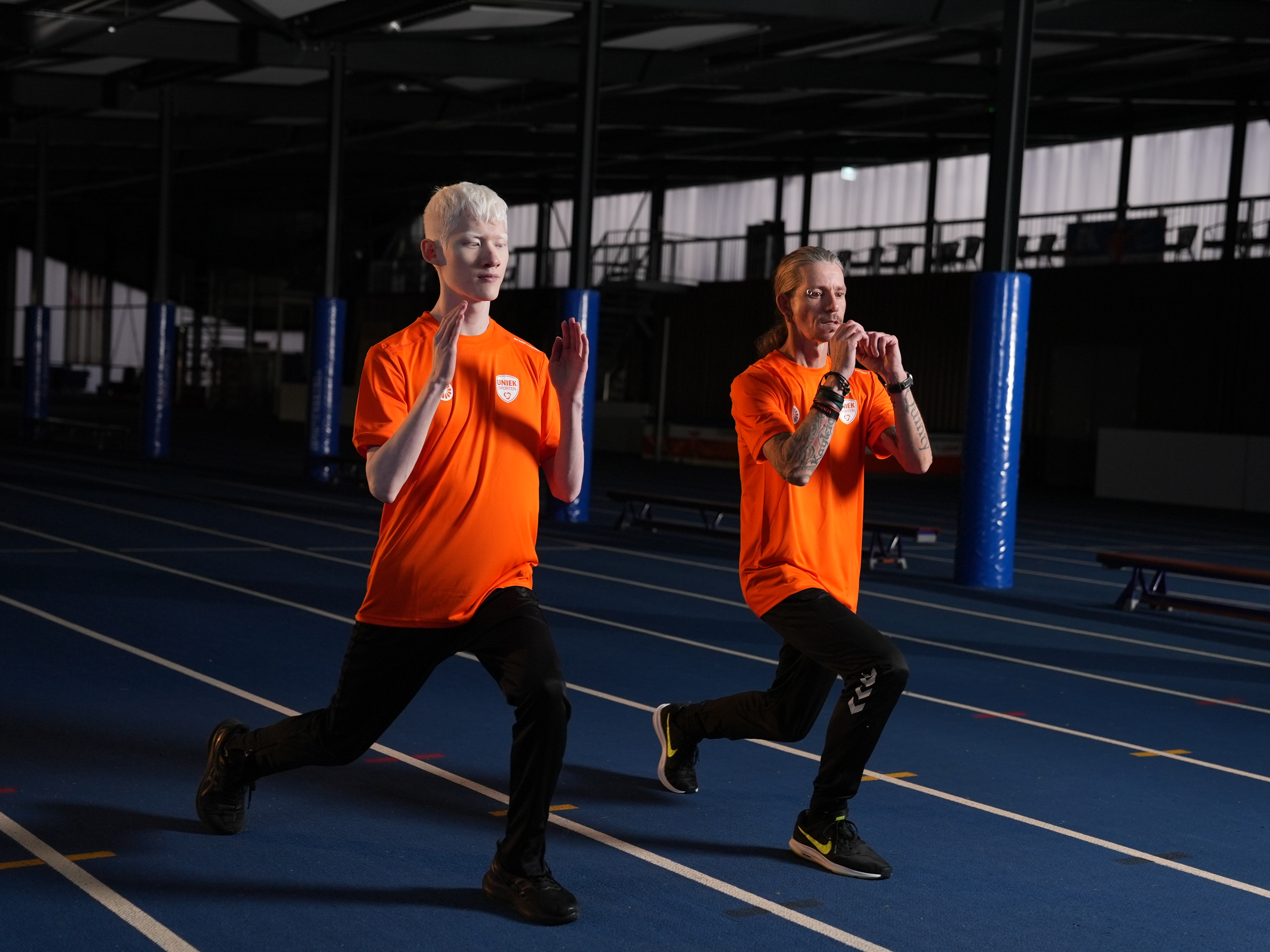 Uniek Sporten Thuis Workout met twee personen - Uniek Sporten Thuis